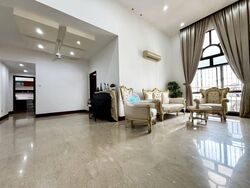 Seletaris (D27), Condominium #564139051